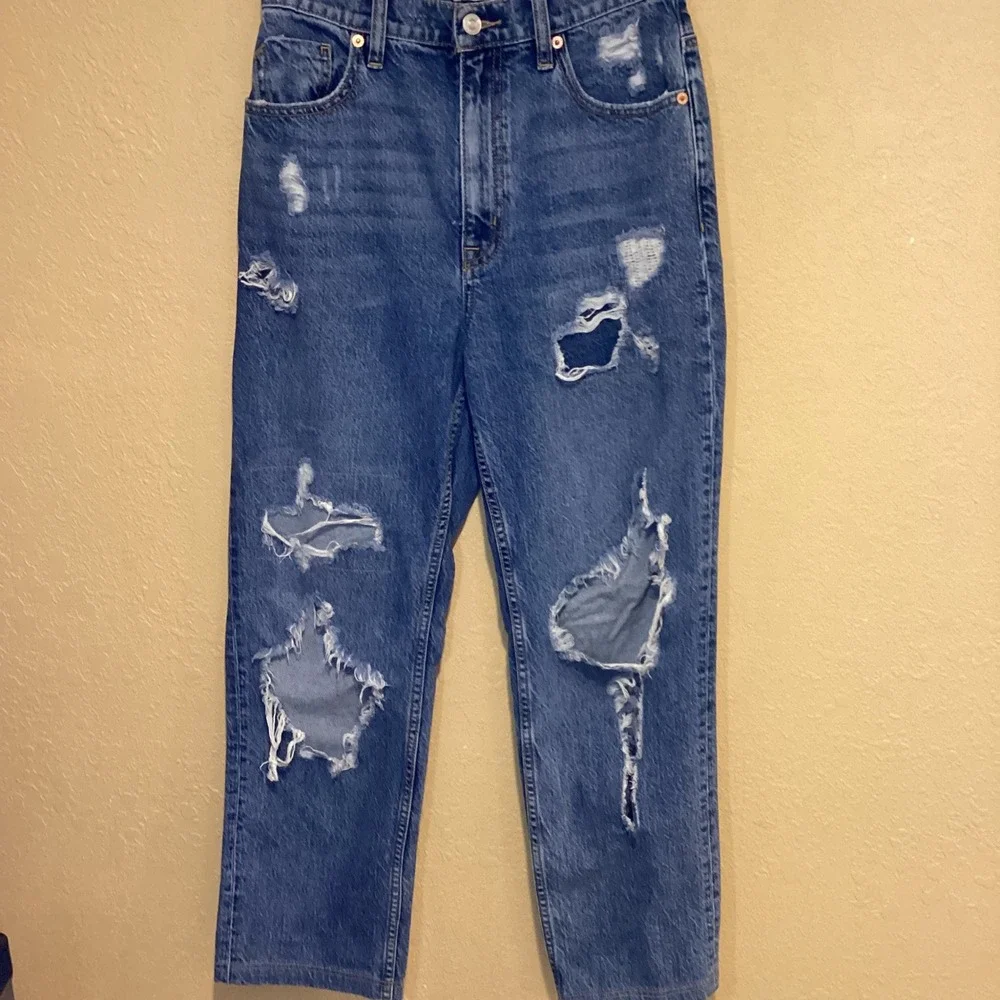 Free People‎ CRVY Highly Distressed High Rise Women's Jeans Straight Leg Size 27